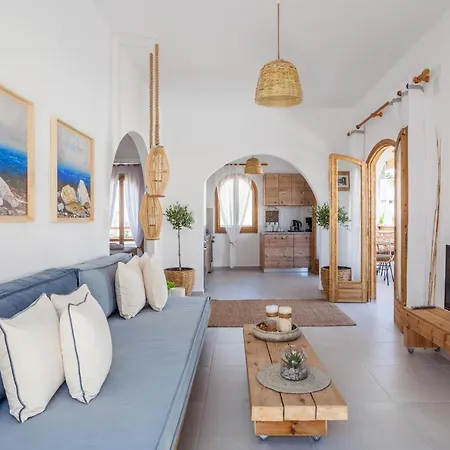 Sandy's Cycladic Style Apartament