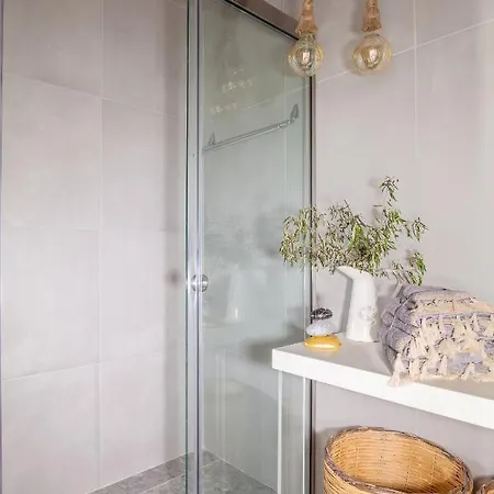 Sandy's Cycladic Style Apartament *
